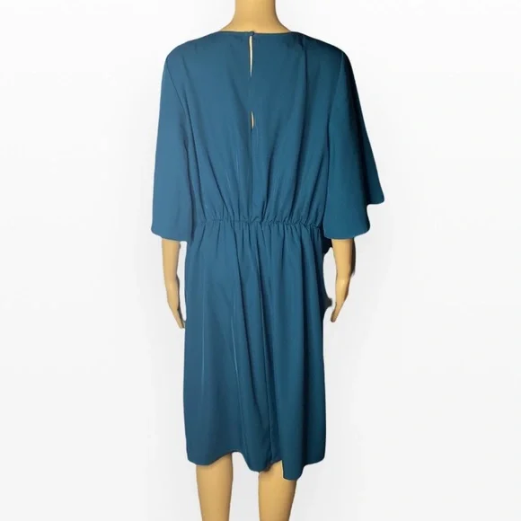 City Chic Women Plus Size 18 Teal Dress Knot Front - Picture 6 of 9